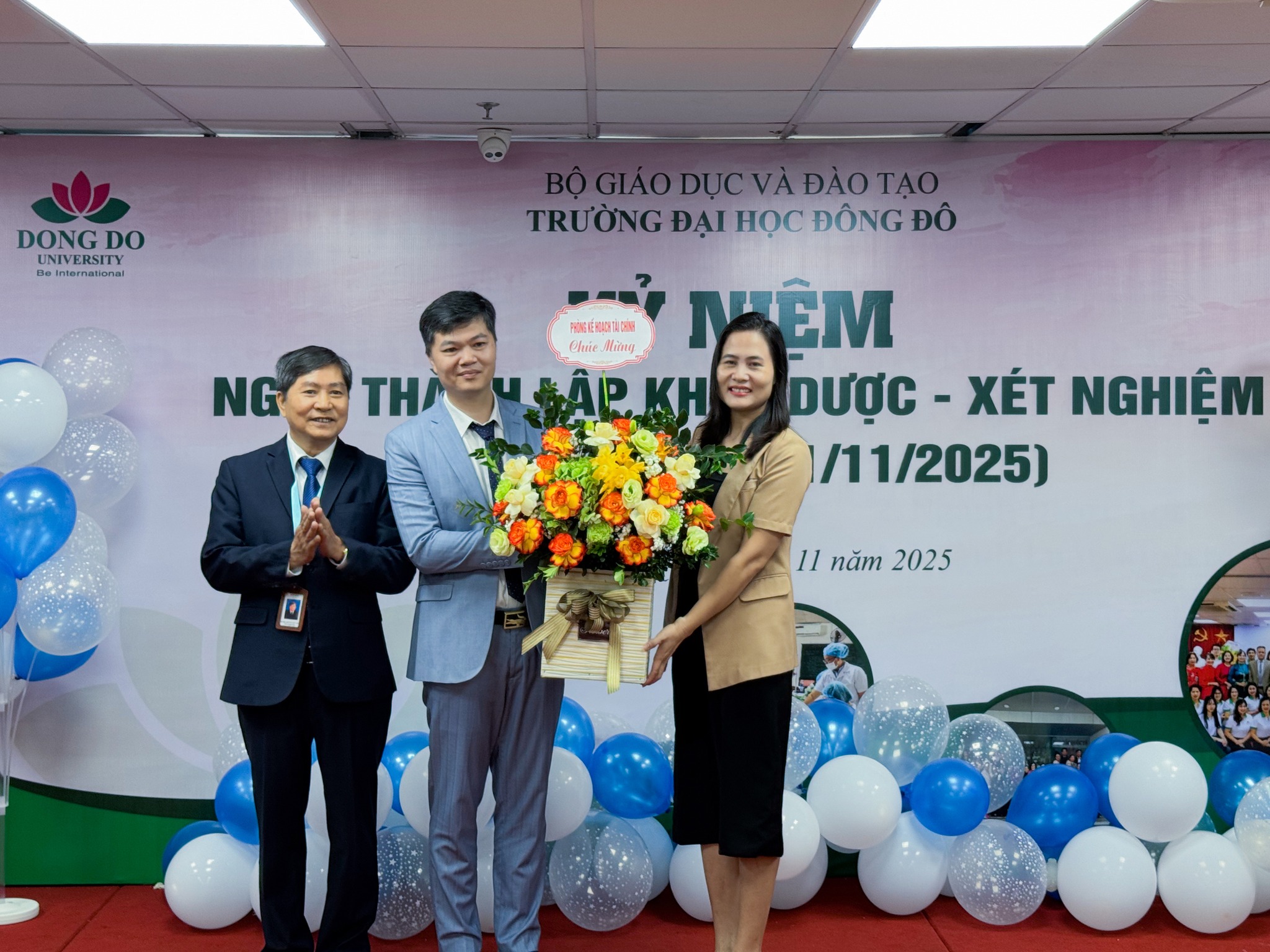 Khoa Dược - Xét nghiệm Long trọng tổ chức Lễ Kỷ niệm 4 năm ngày thành lập (01/11/2021 - 01/11/2025)