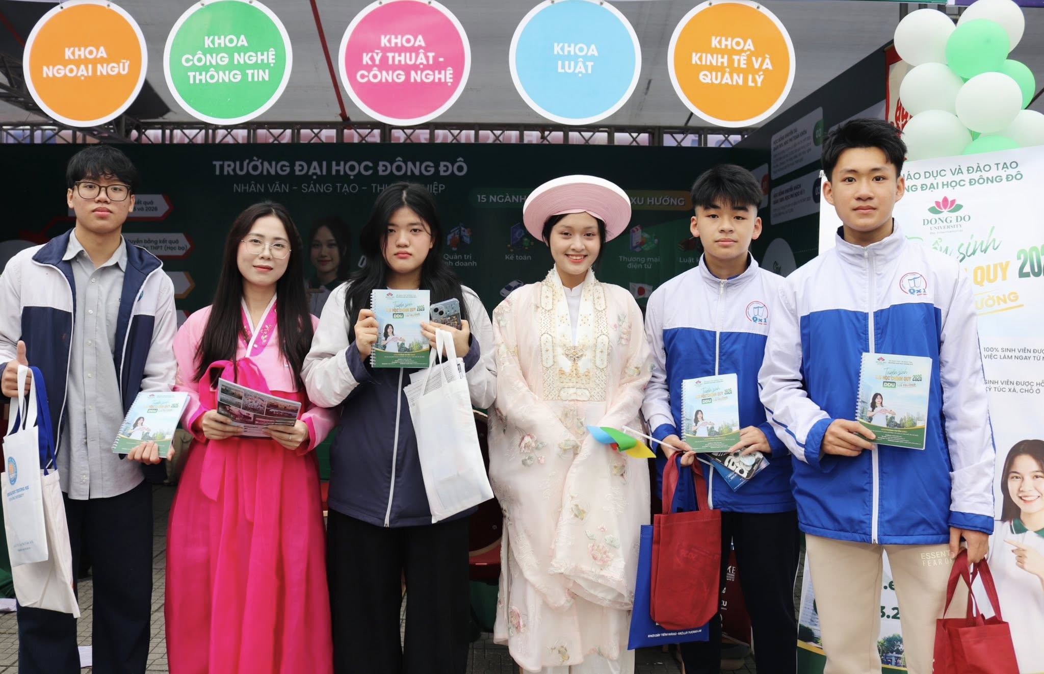 Trường đại học Đông Đô tham gia ngày hội tư vấn tuyển sinh - hướng nghiệp 2026 tại Thanh Hóa  