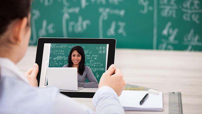 [Nghiên cứu] Đào tạo cử nhân từ xa NEU - EDUTOP gắn với nhu cầu đào tạo của doanh nghiệp tại Việt Nam trong kỷ nguyên công nghệ 4.0