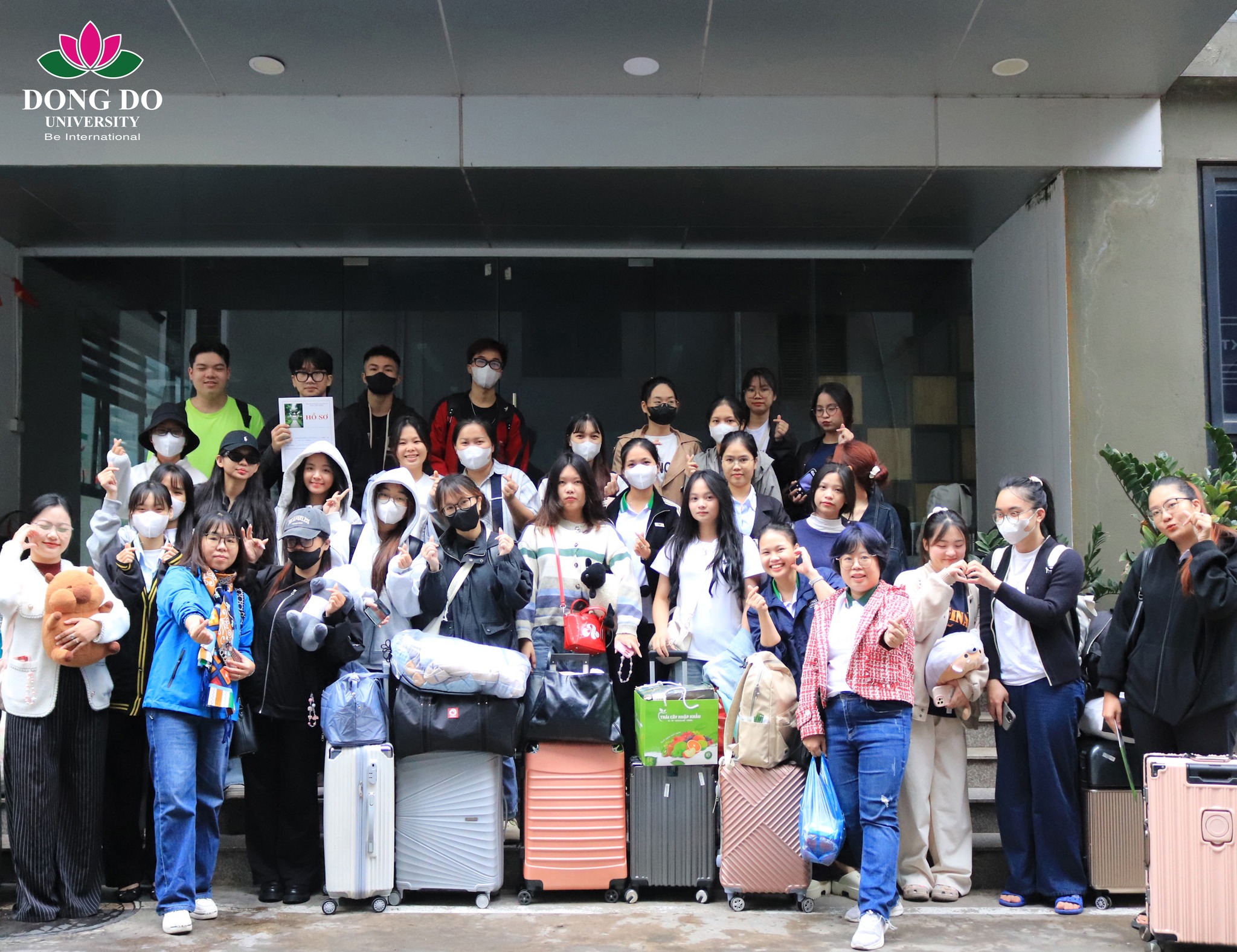 Sinh vi&ecirc;n Kh&oacute;a 27 ng&agrave;nh Ng&ocirc;n ngữ Trung Quốc Khởi động h&agrave;nh tr&igrave;nh thực tập tại nh&agrave; m&aacute;y Wistron Infocomm (Ninh B&igrave;nh)