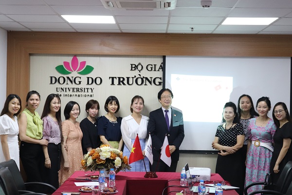 hoi-thao-ve-chuong-trinh-tai-tro-cac-nghien-cuu-co-lien-quan-den-nhat-ban-tai-truong-dai-hoc-dong-do-1764