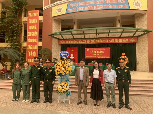 le-be-giang-khoa-hoc-291-gdqpan-cua-truong-dai-hoc-dong-do